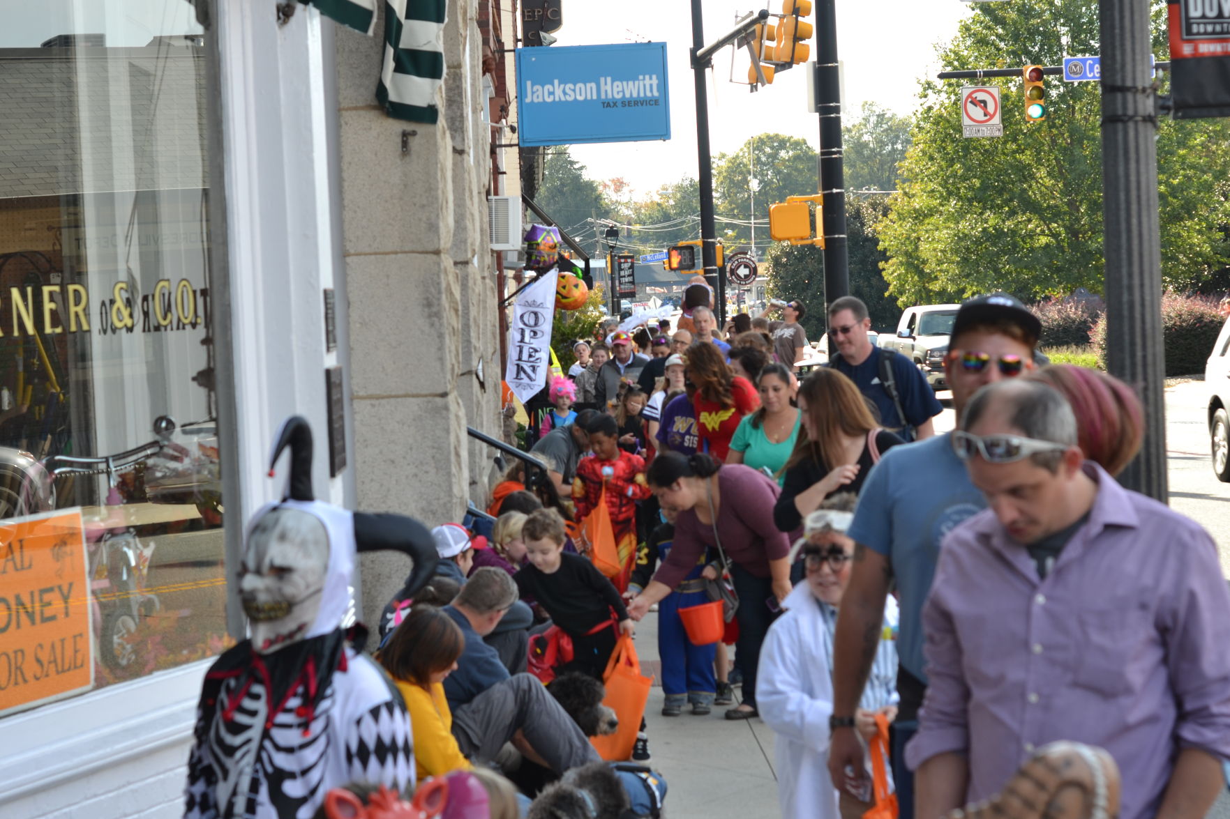 Mooresville Halloween (18).JPG